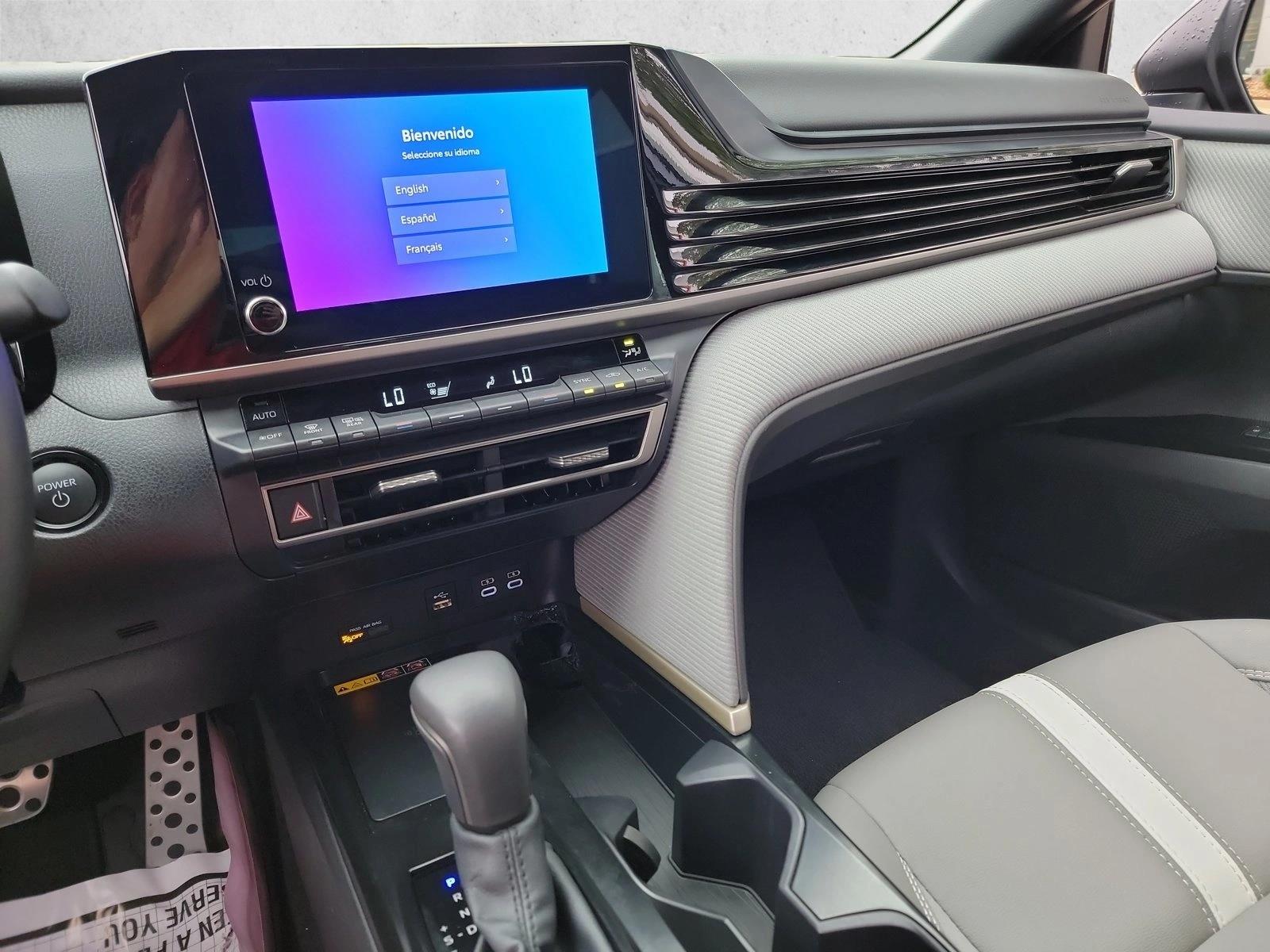 2026 Toyota Camry SE - Photo 21