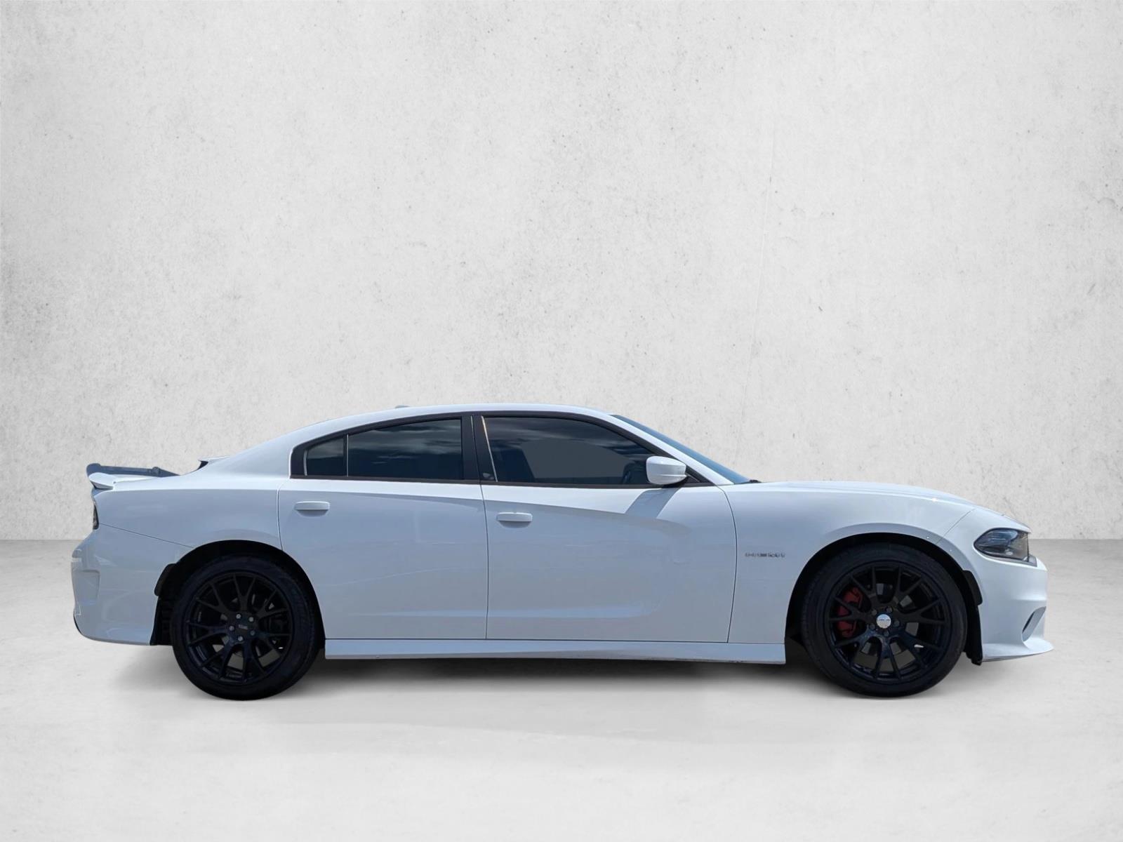 2021 Dodge Charger R/T photo 4