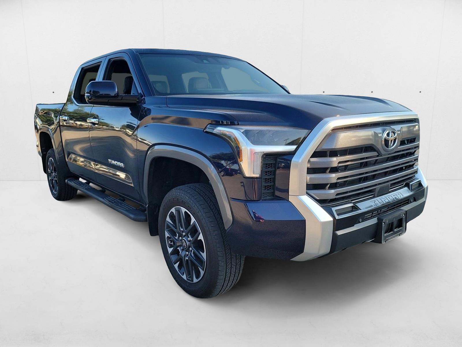 2025 Toyota Tundra Limited photo 3
