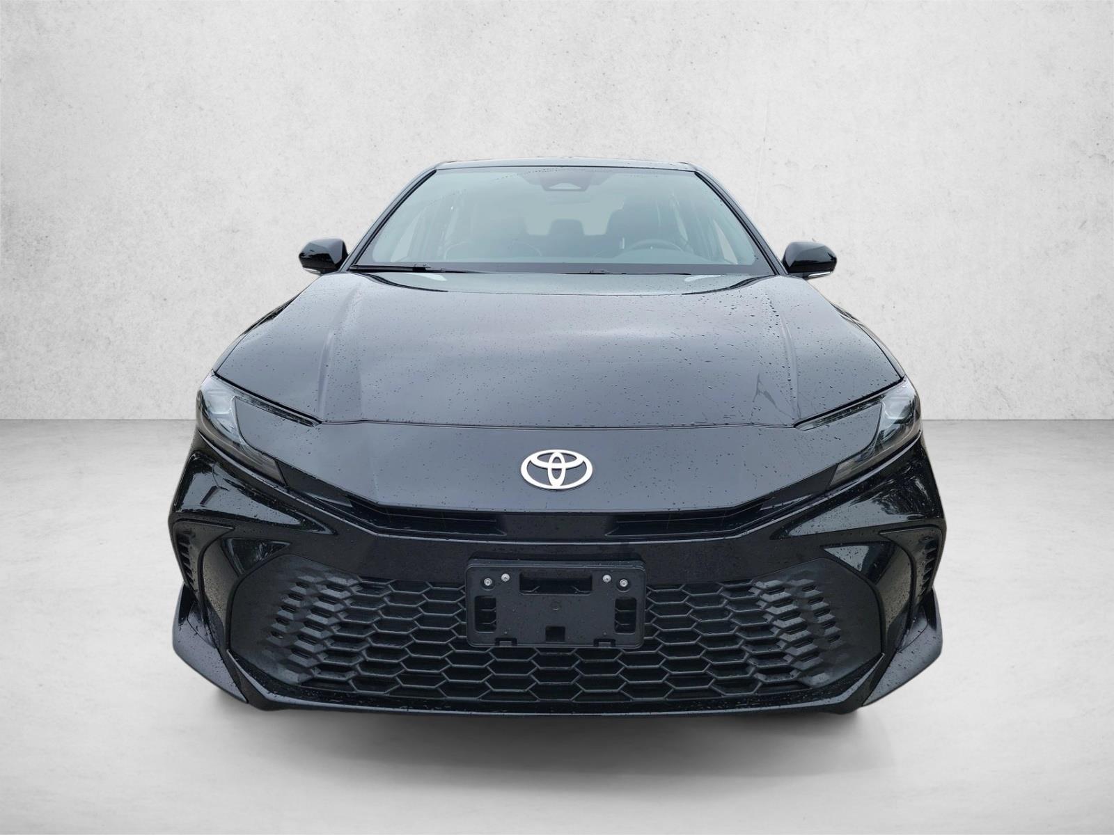 2025 Toyota Camry SE photo 2