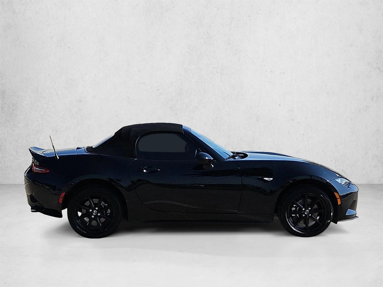 2024 Mazda MX-5 Miata Miata Sport photo 4