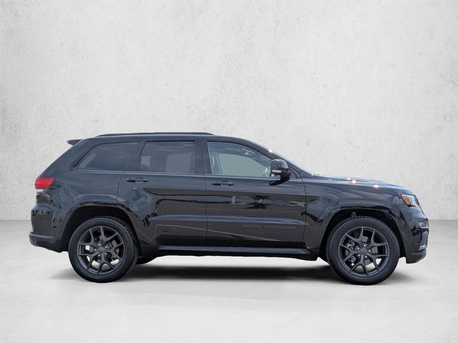 2020 Jeep Grand Cherokee Limited photo 2