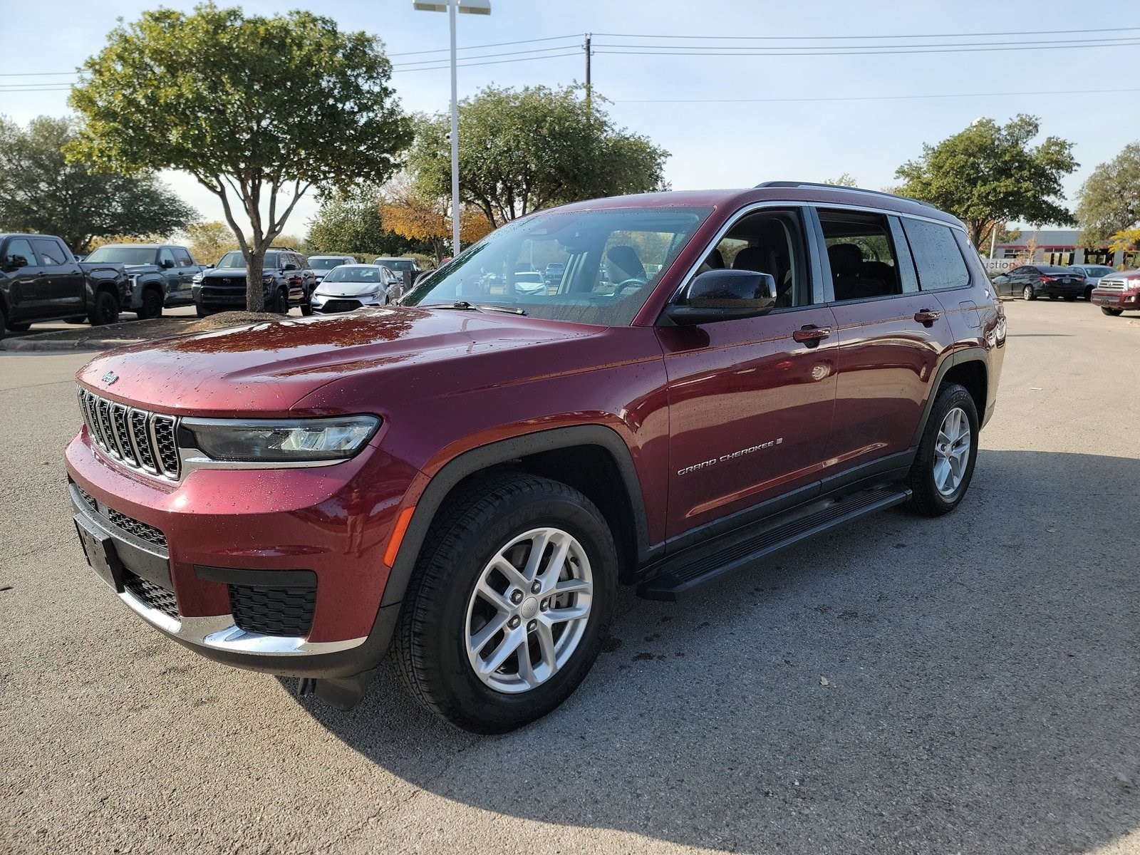 2021 Jeep Grand Cherokee L Laredo's photo