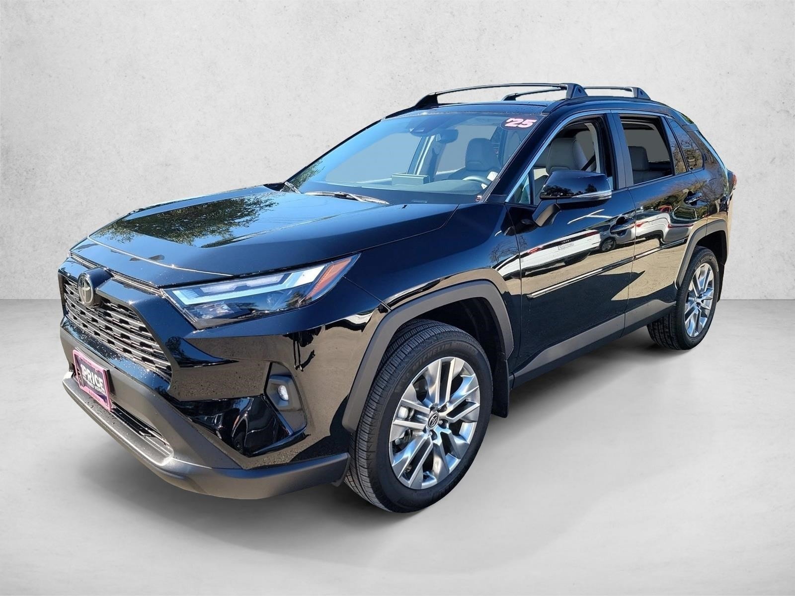 2025 Toyota RAV4 XLE Premium's photo