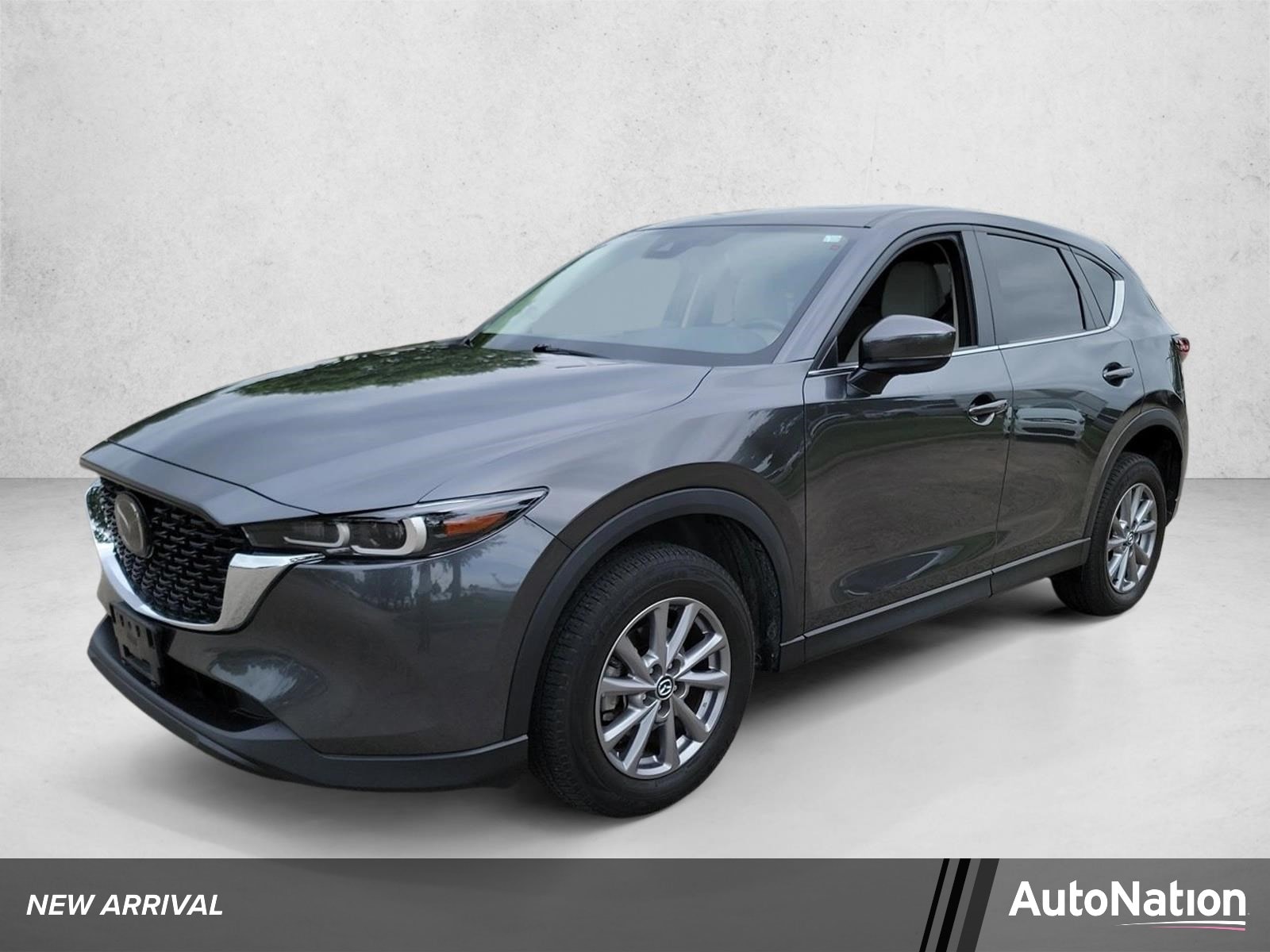 2023 Mazda CX-5 S Preferred package Auto AWD's photo