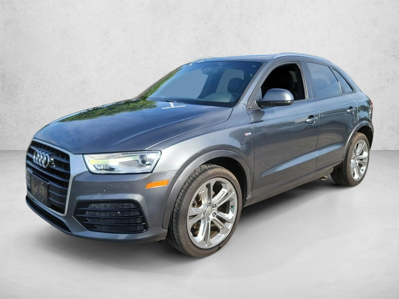 2018 Audi Q3 2.0T Premium's photo