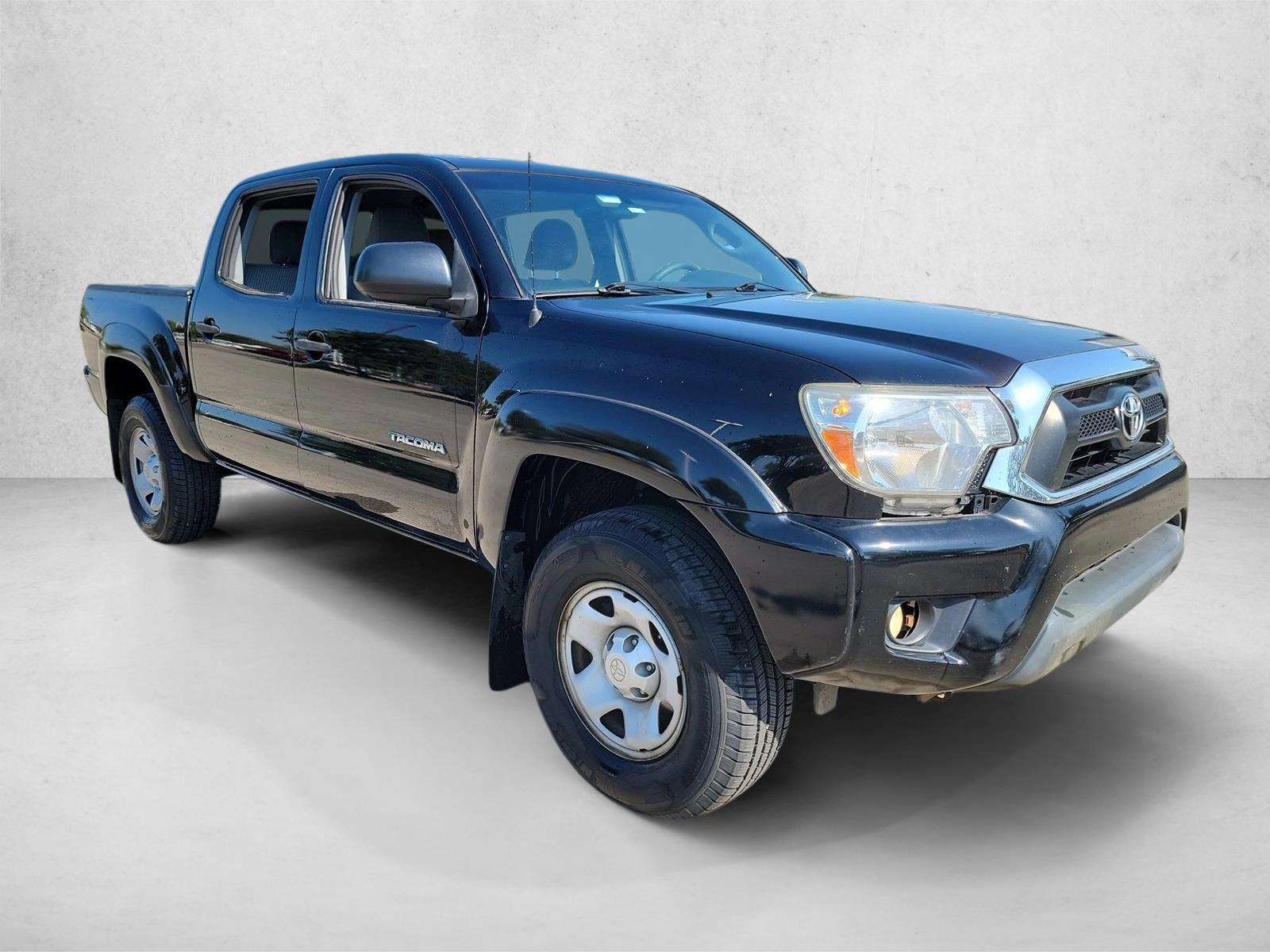 2015 Toyota Tacoma V6 photo 3