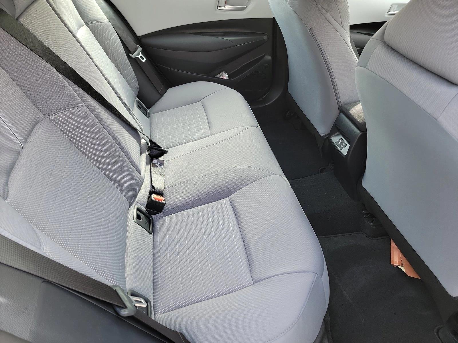 2026 Toyota Corolla SE - Photo 12
