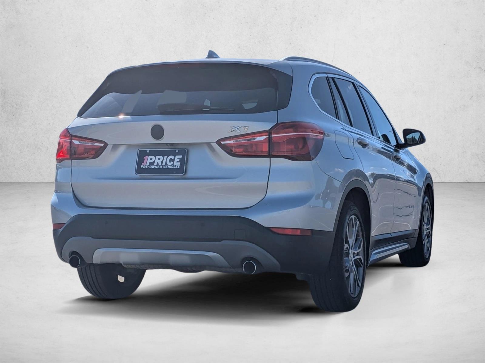 2017 Bmw X1 XDrive28i photo 2