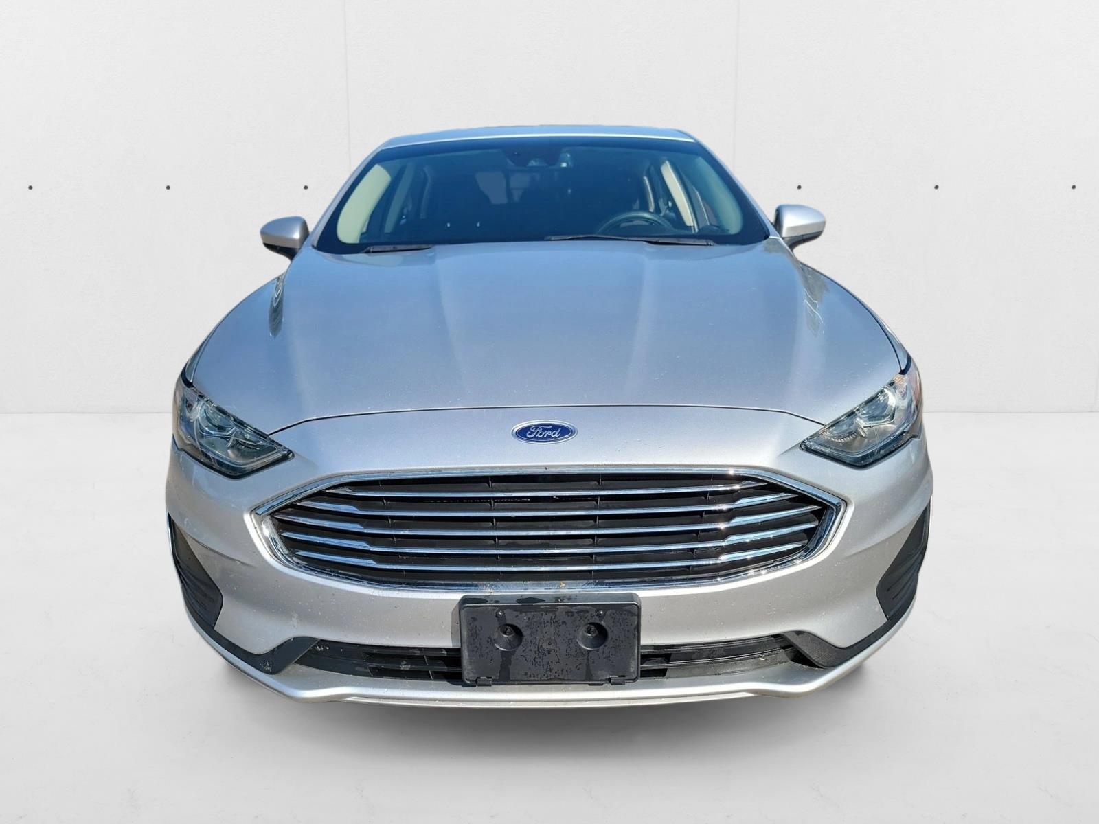 2019 Ford Fusion SE photo 2