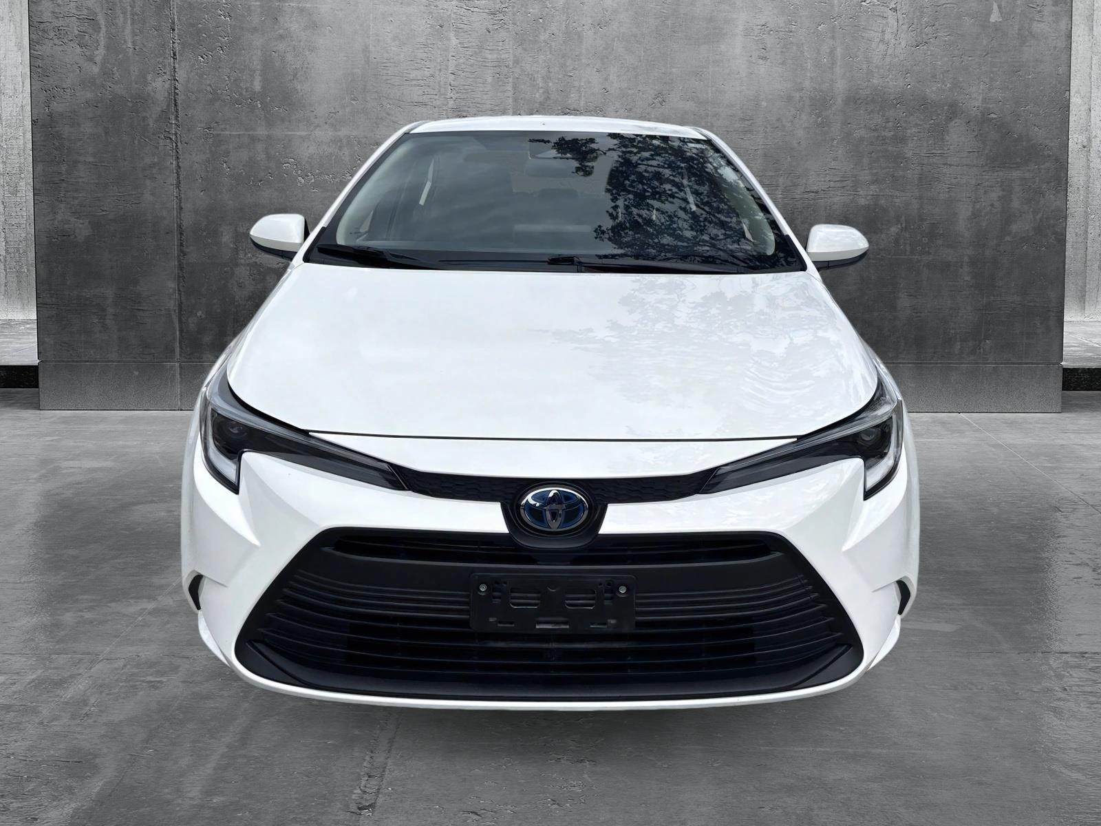 Used 2024 Toyota Corolla LE with VIN JTDBCMFE3R3045522 for sale in Austin, TX