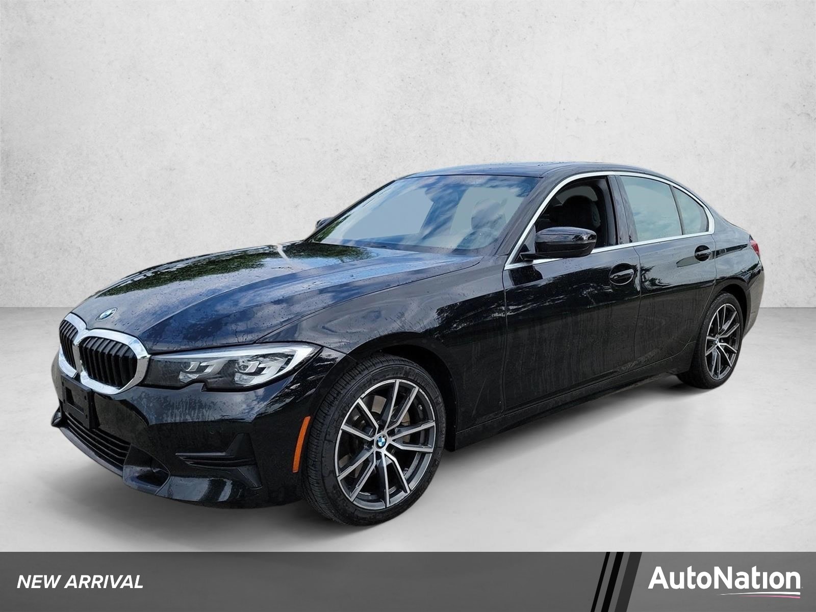 2020 BMW 3 Series 330i xDrive Sedan's photo
