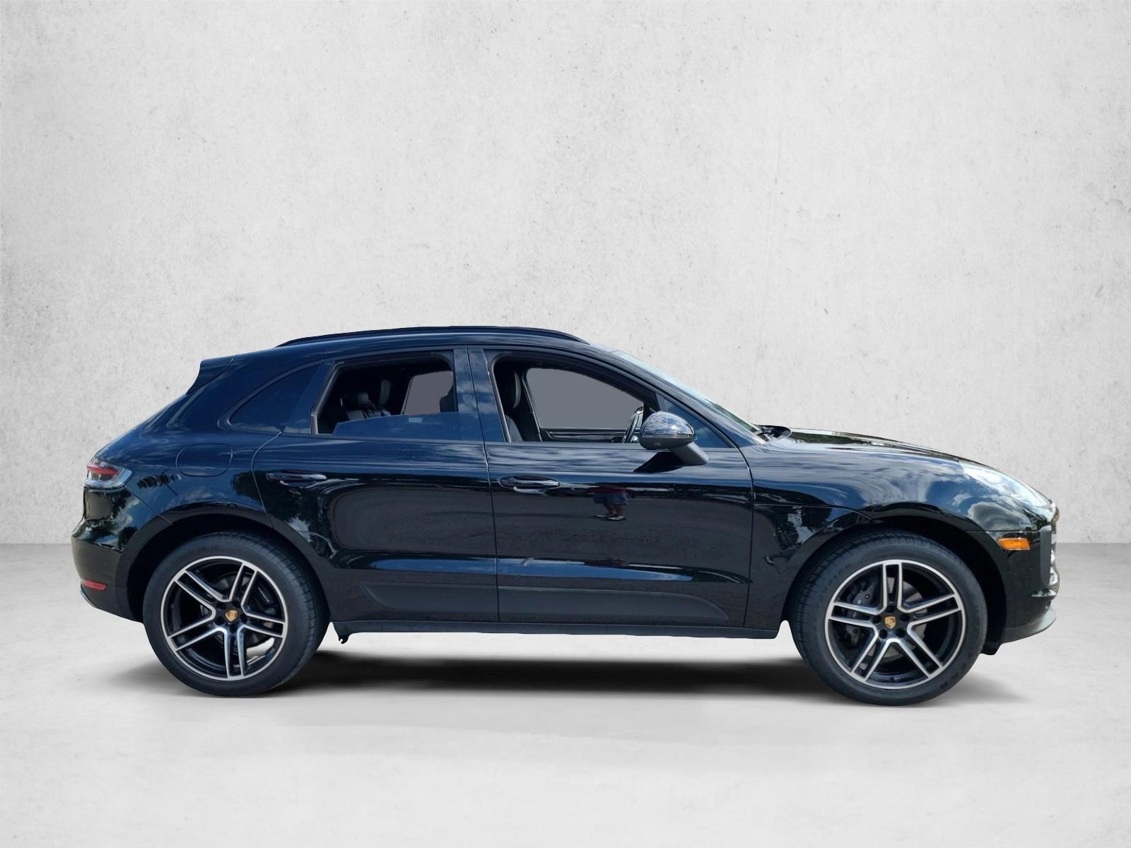 2021 Porsche Macan Base photo 4