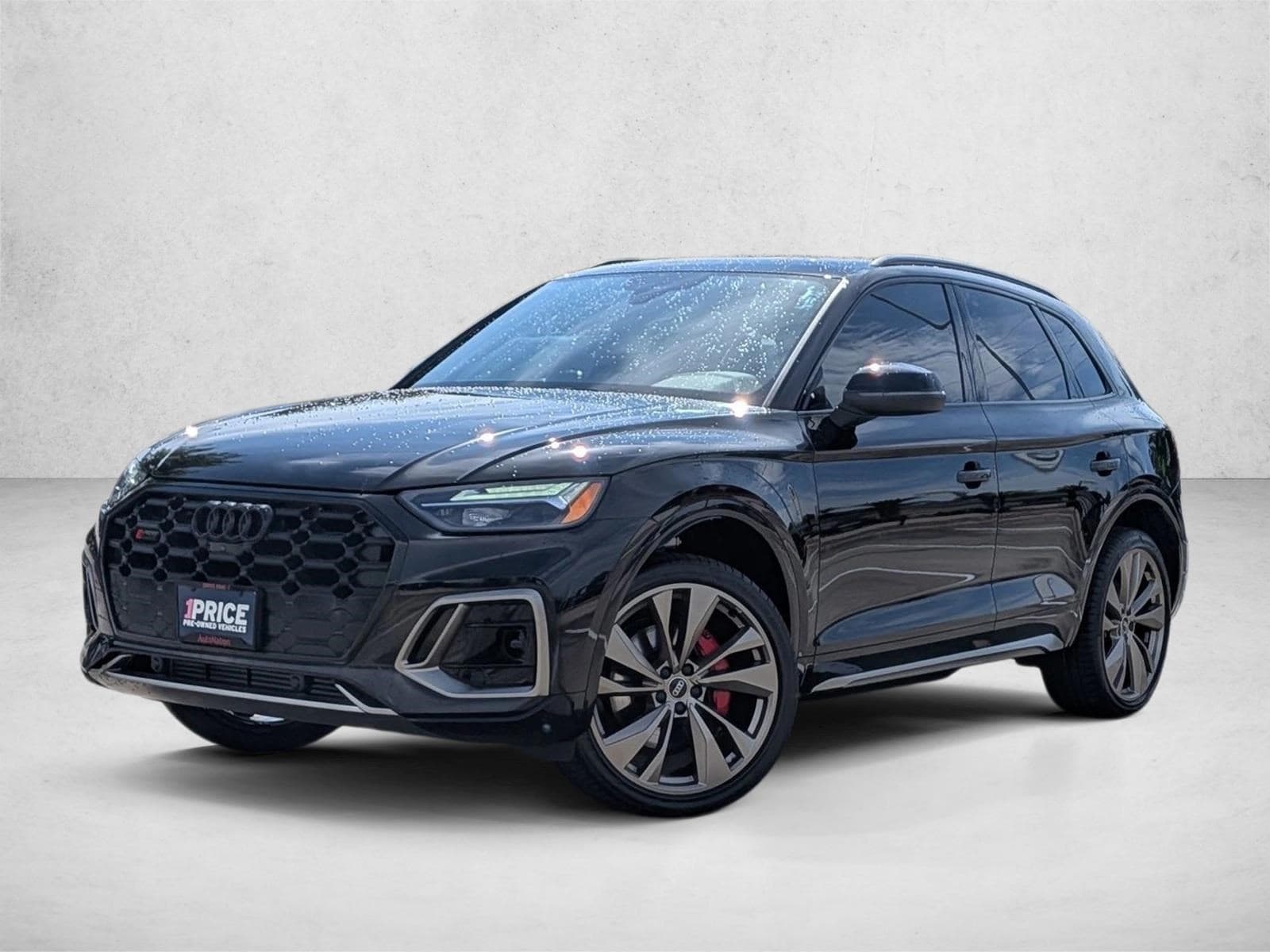 2025 Audi SQ5 Premium Plus's photo