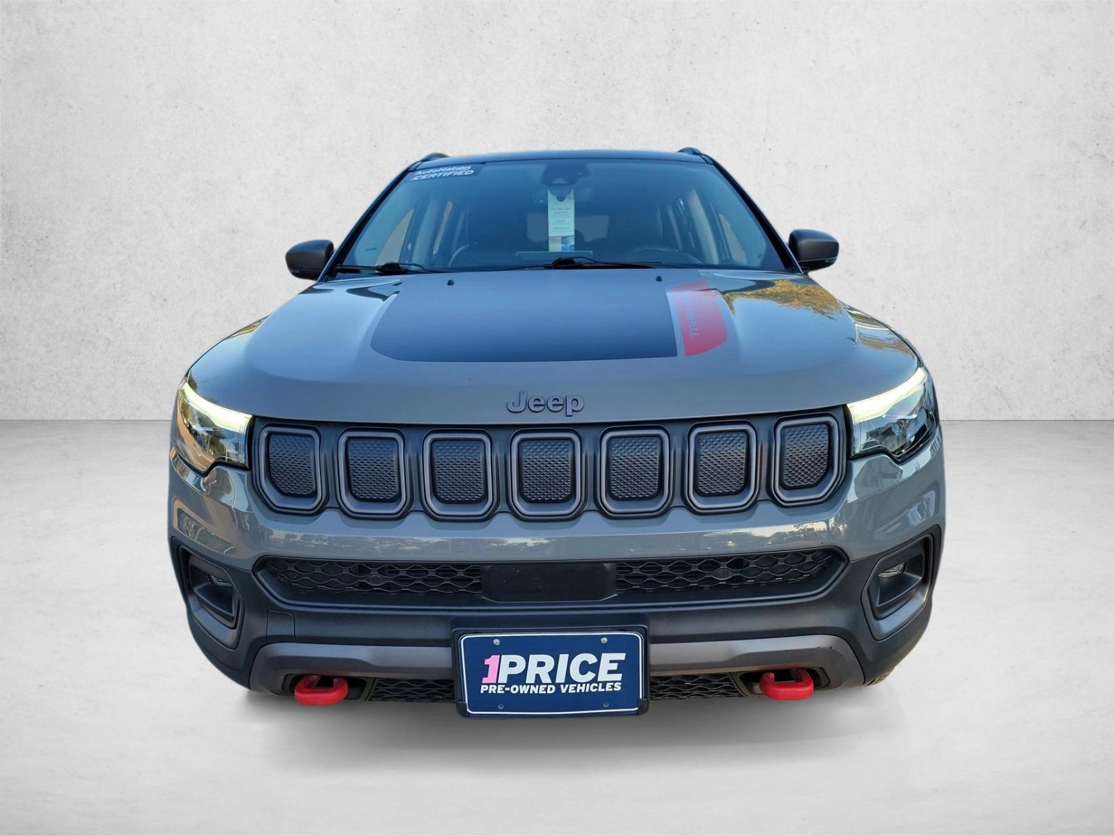 2022 Jeep Compass Trailhawk photo 2