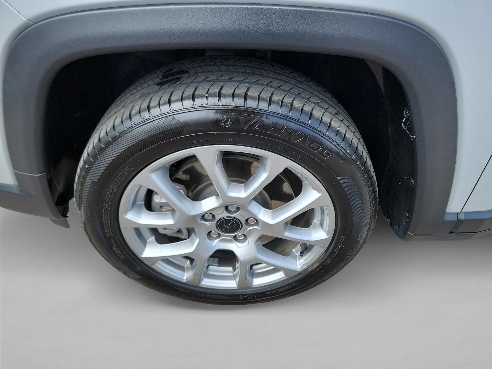 2025 Jeep Compass Limited - Photo 9