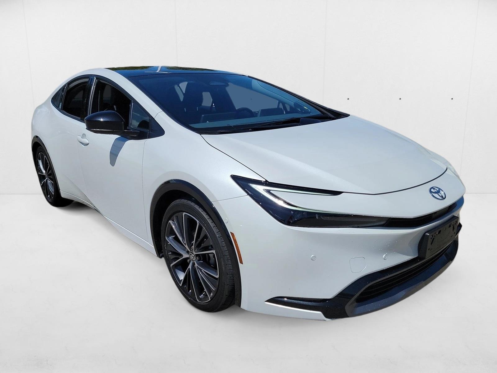 2024 Toyota Prius Limited photo 3