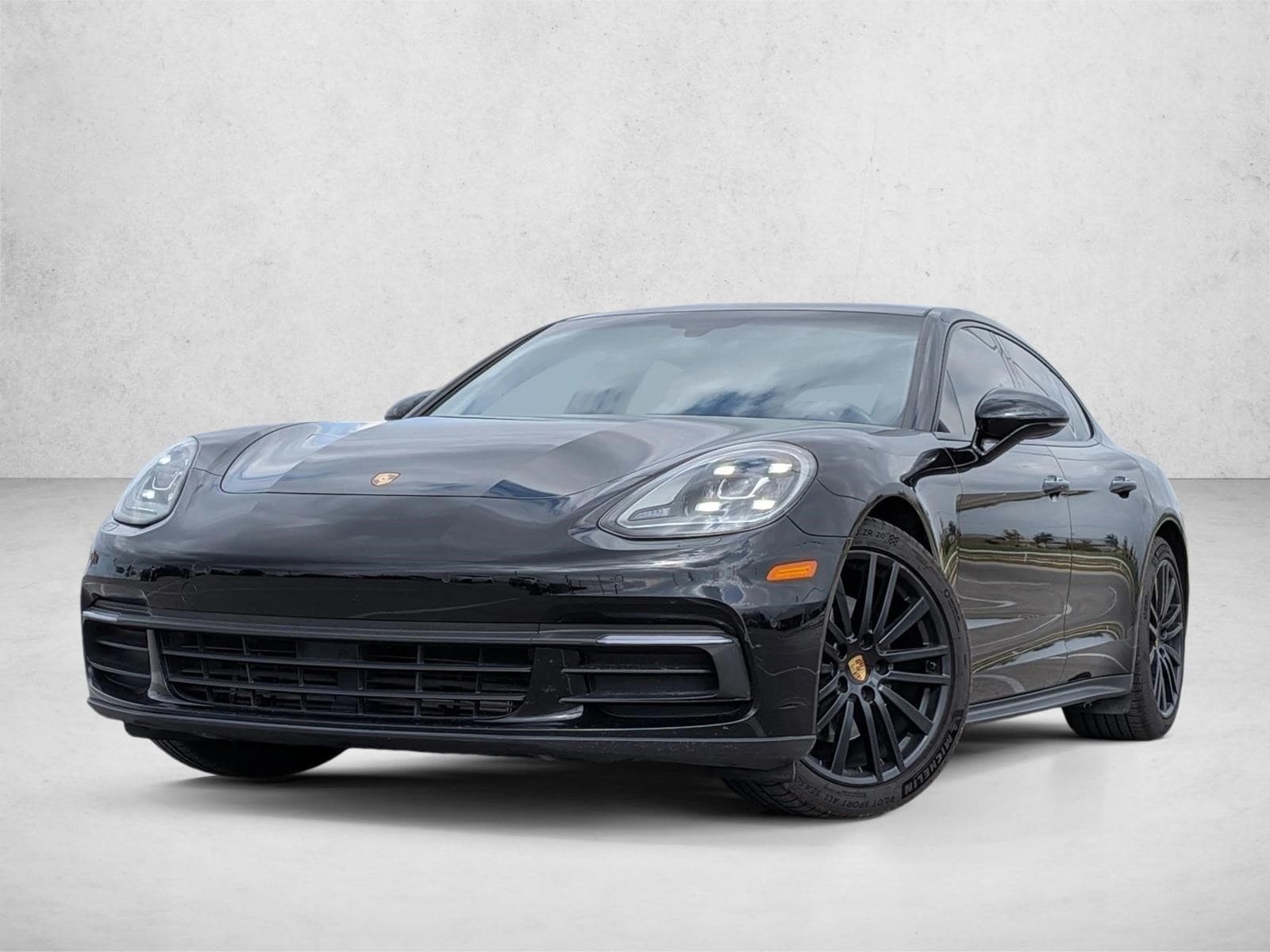 2018 Porsche Panamera Base