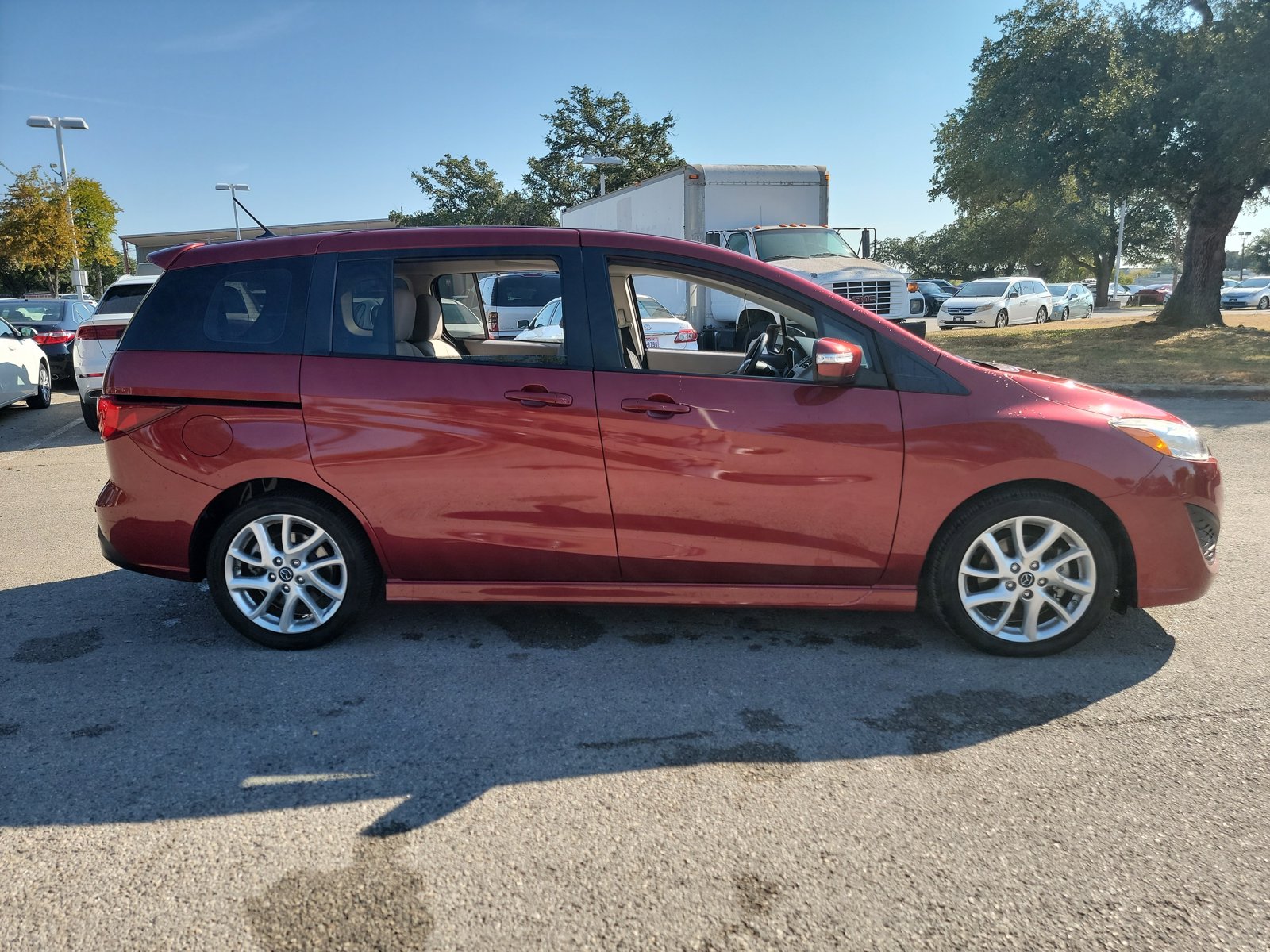 2015 Mazda Mazda5 Touring photo 4