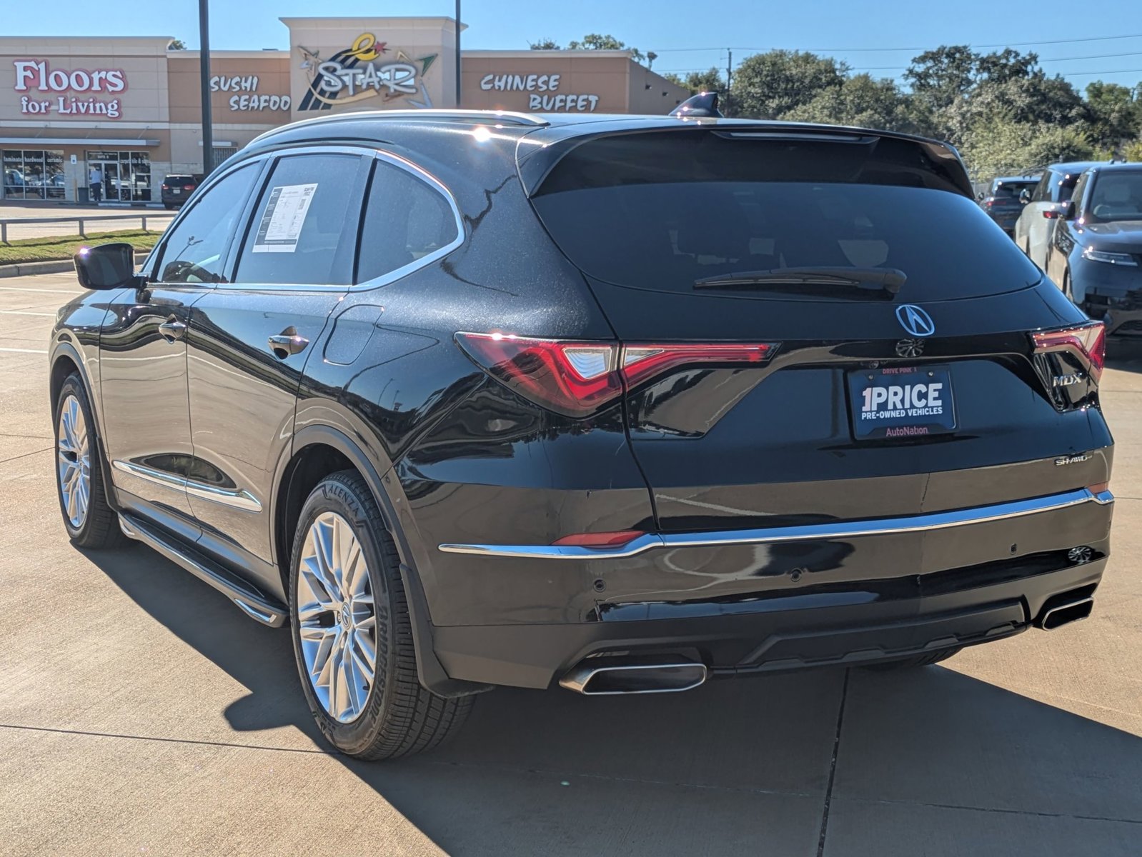 2023 Acura MDX SH-AWD Advance photo 3