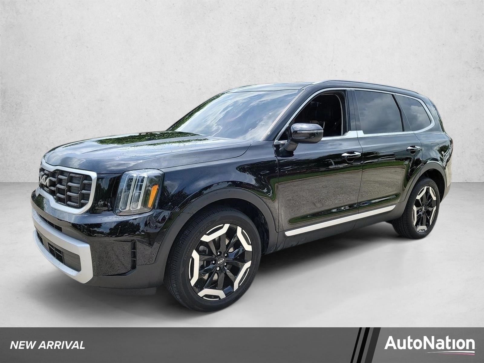2025 Kia Telluride S FWD's photo