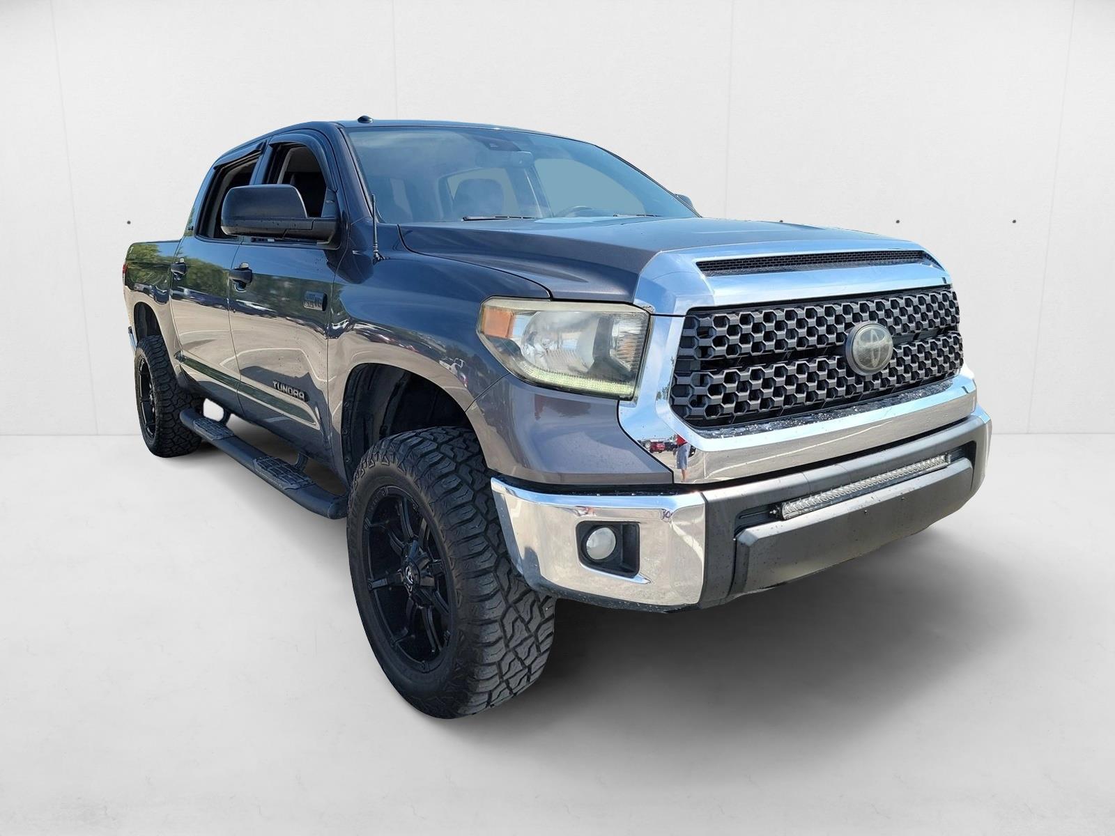 2018 Toyota Tundra SR5 photo 3