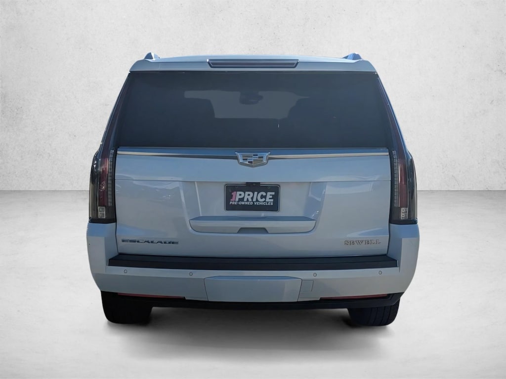 Used 2017 CADILLAC Escalade Luxury SUV