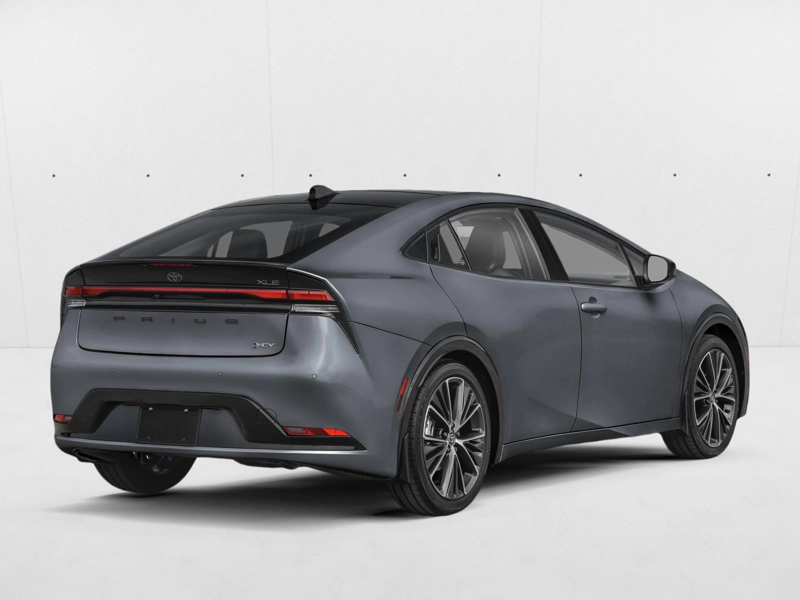 2026 Toyota Prius XLE photo 2