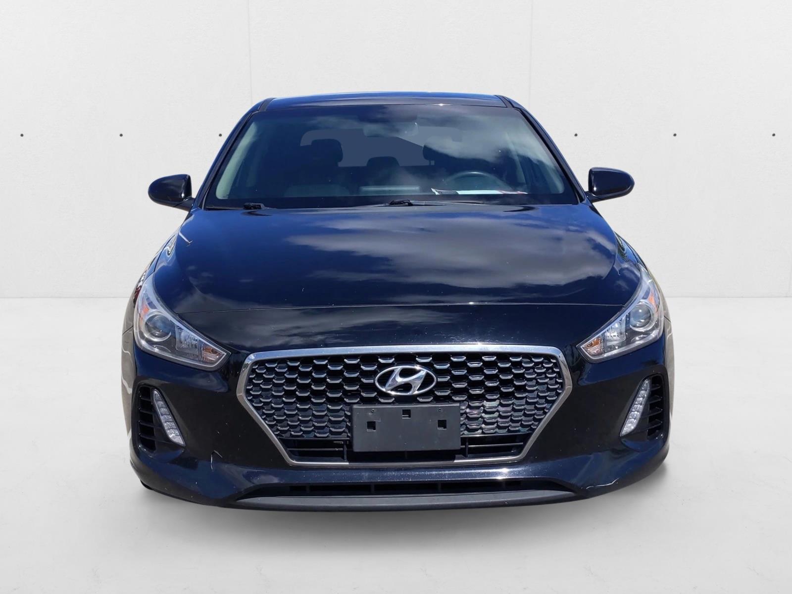 2018 Hyundai Elantra GT Base photo 2