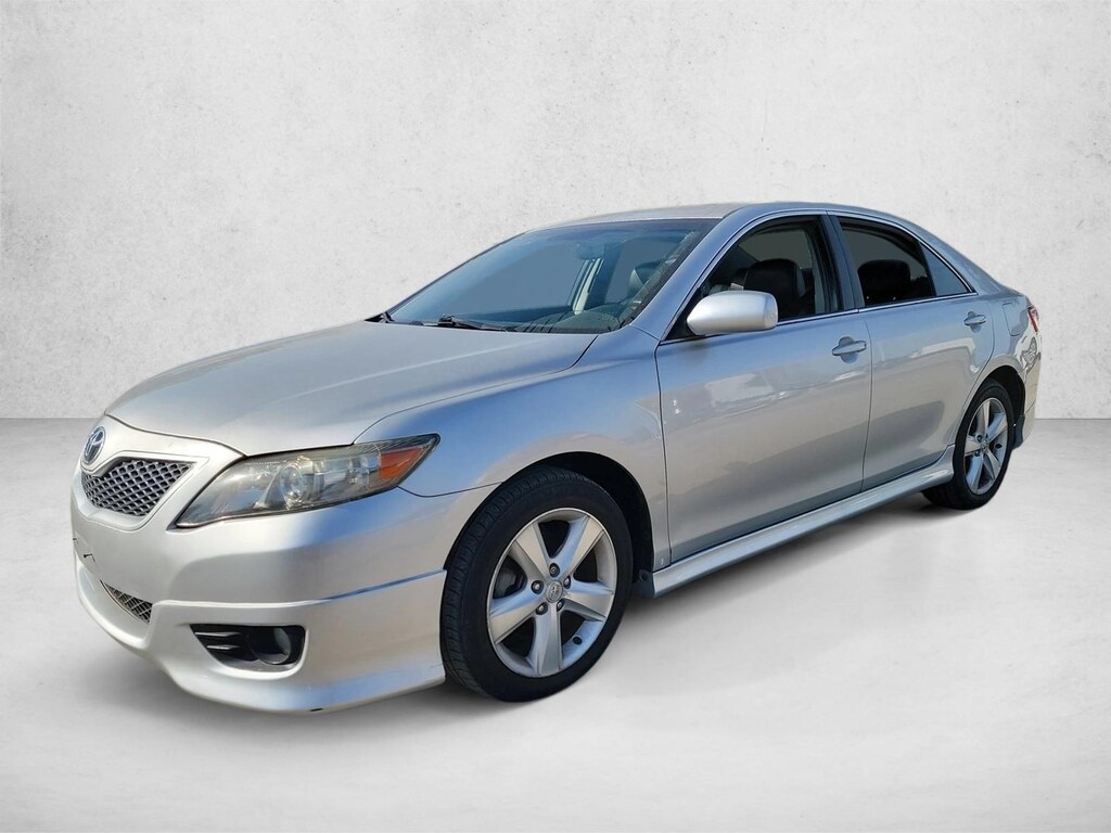 Used 2010 Toyota Camry SE Sedan