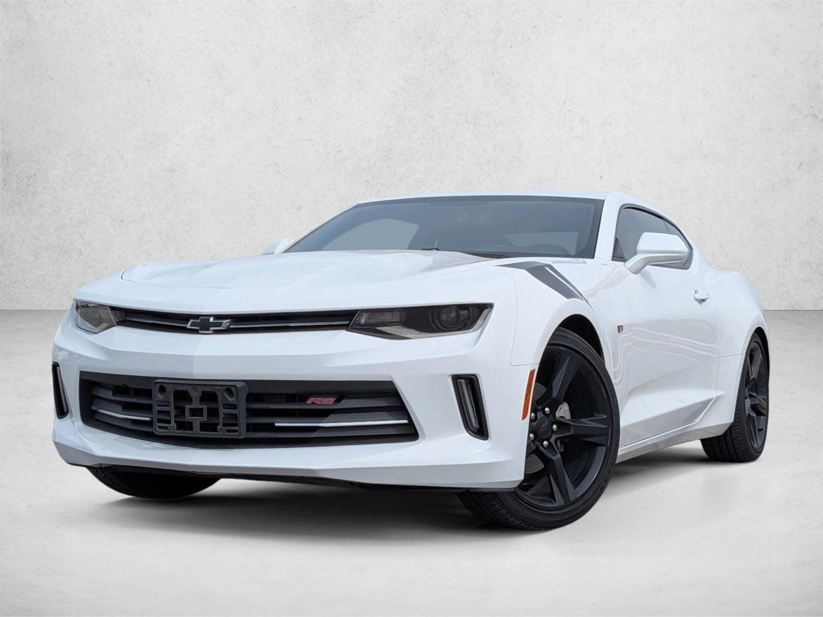 2017 Chevrolet Camaro 1LT's photo