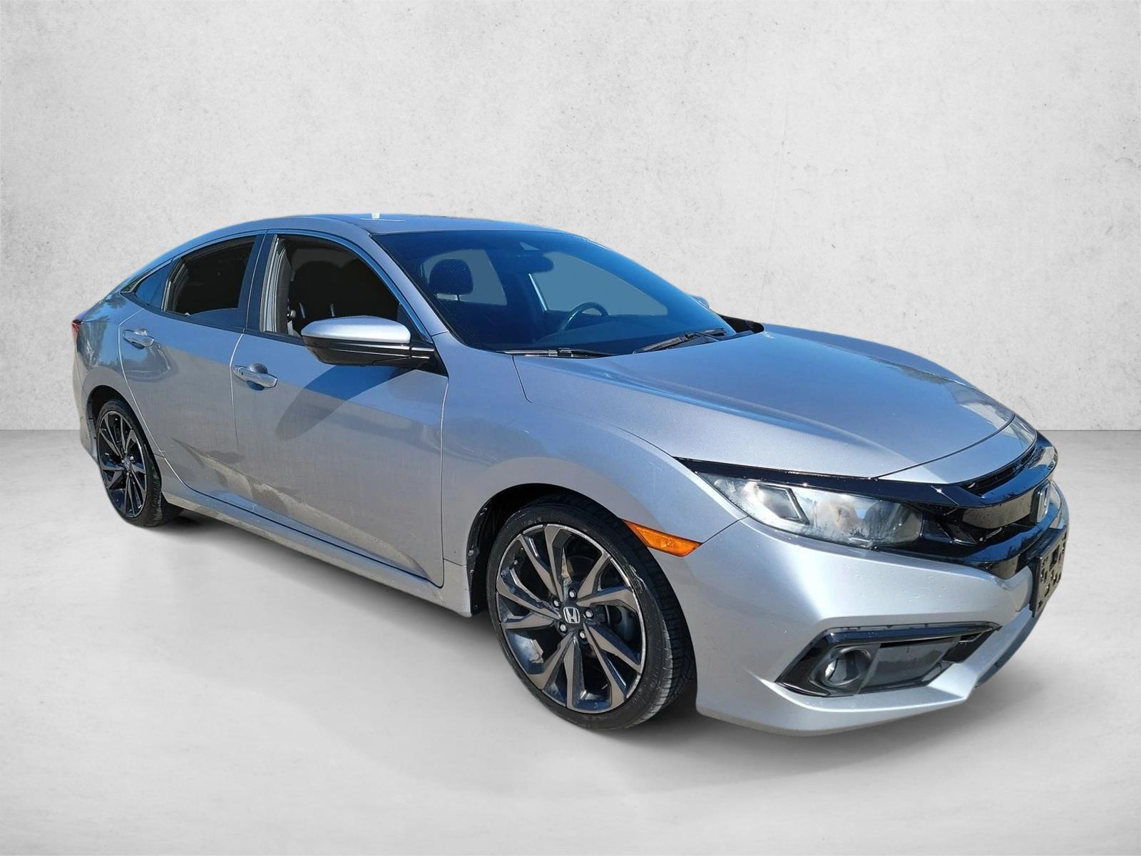 2019 Honda Civic Sport photo 3