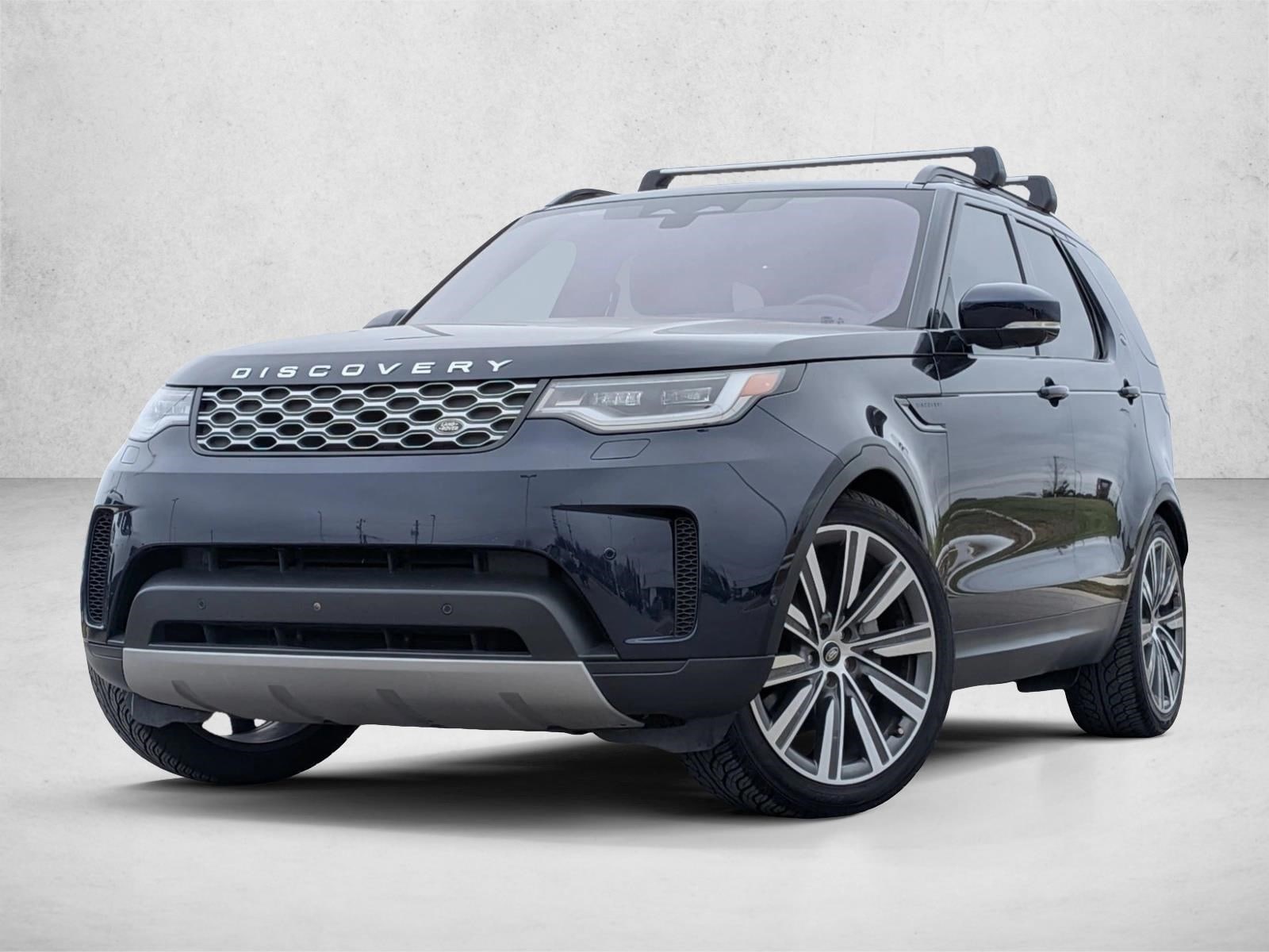 2022 Land Rover Discovery S's photo