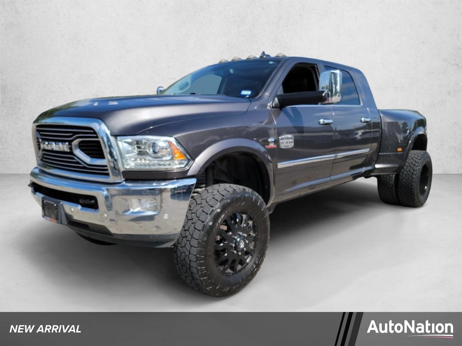 2018 Ram 3500 Laramie Longhorn Truck Mega Cab
