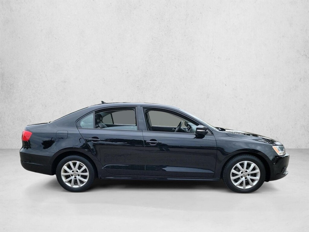 Used 2012 Volkswagen Jetta 2.5L SE w/PZEV Sedan