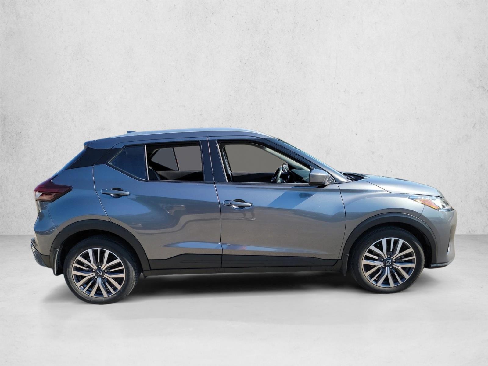 2023 Nissan Kicks SV photo 4