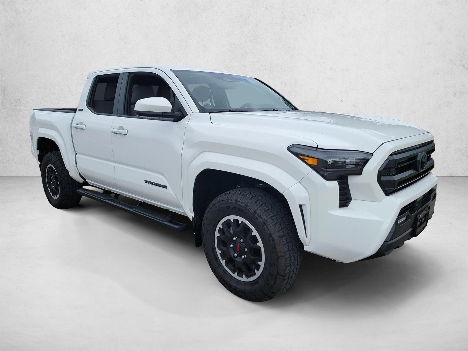 2024 Toyota Tacoma SR5 photo 3