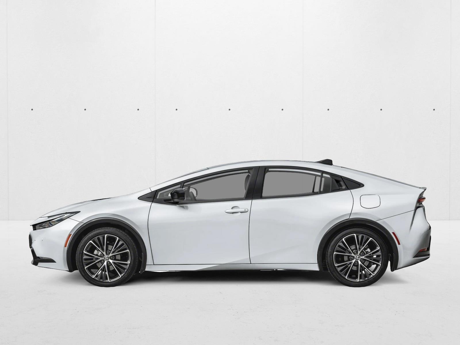 2026 Toyota Prius XLE photo 3