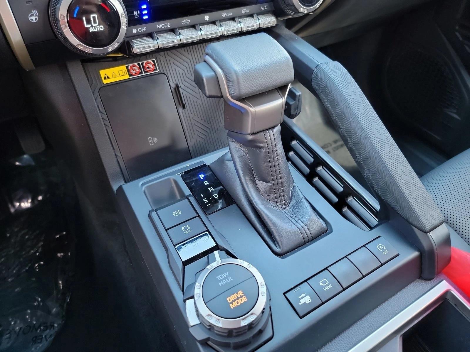 2024 Toyota Tacoma Limited - Photo 19