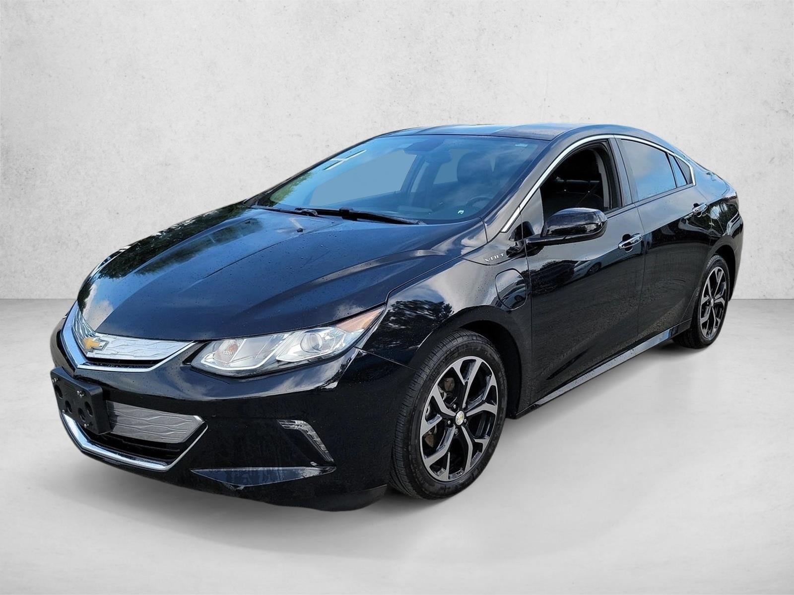 2017 Chevrolet Volt LT's photo