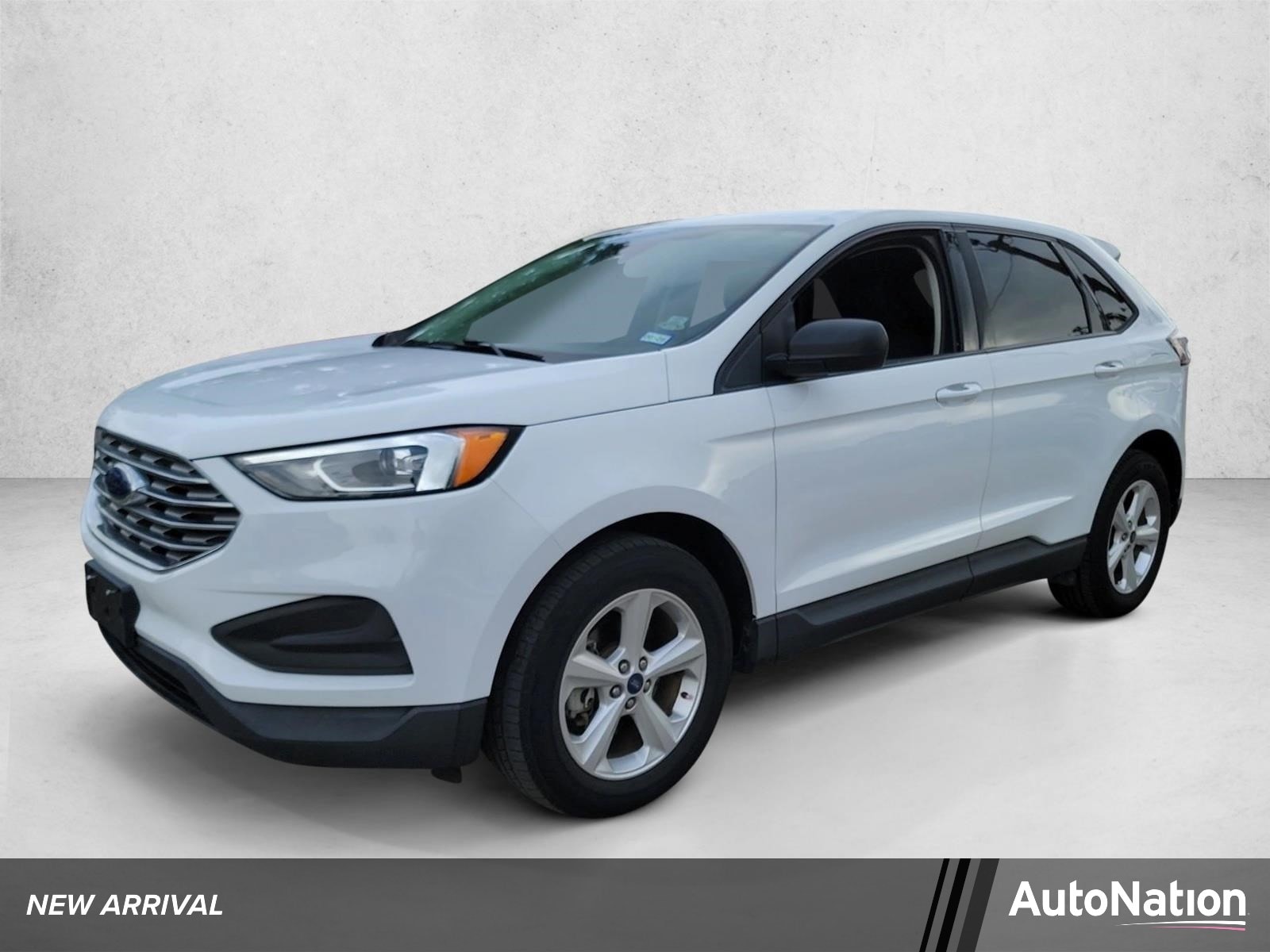 2020 Ford Edge SE's photo