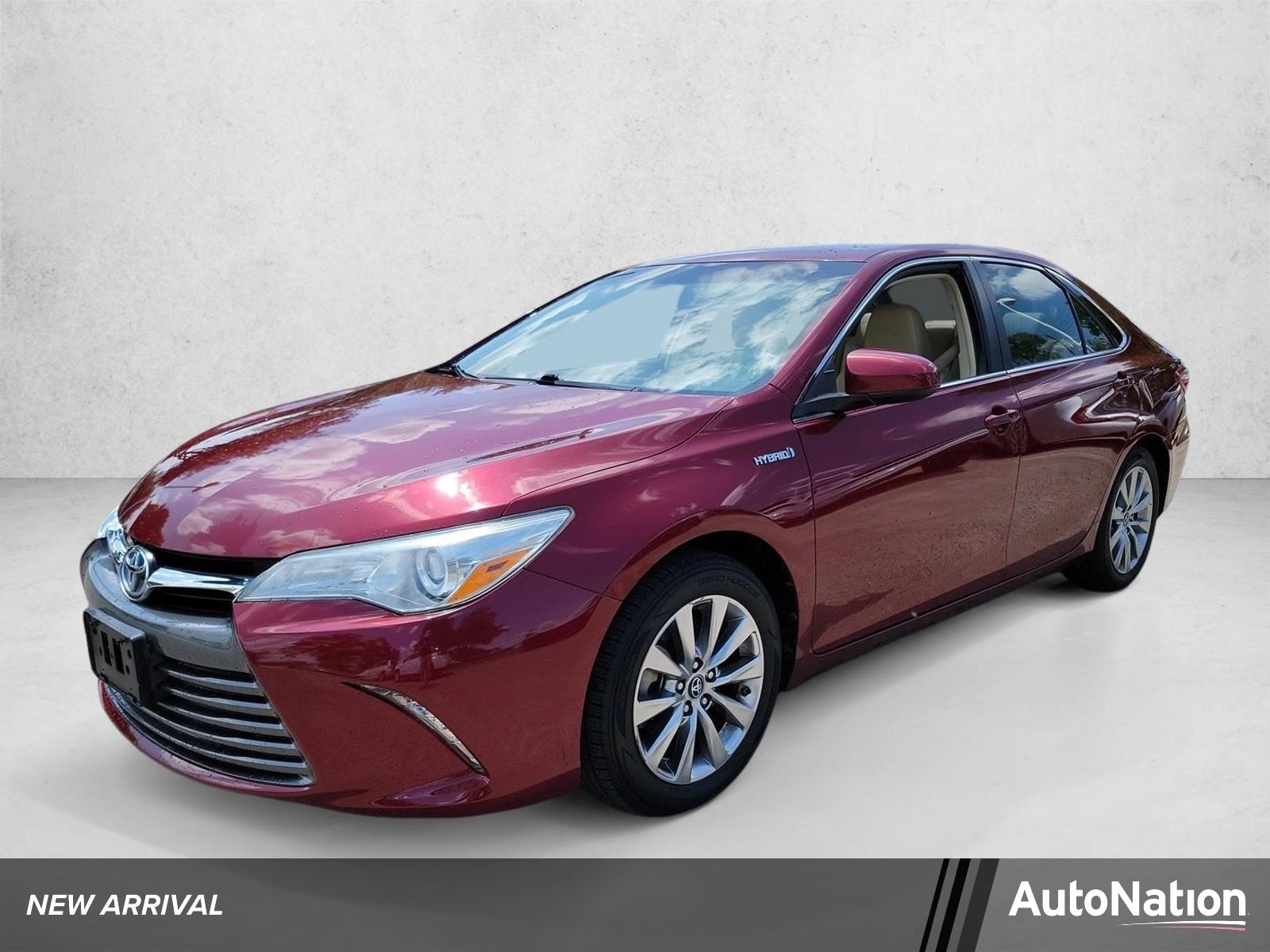 2016 Toyota Camry 2.5 Auto XLE Hybrid's photo