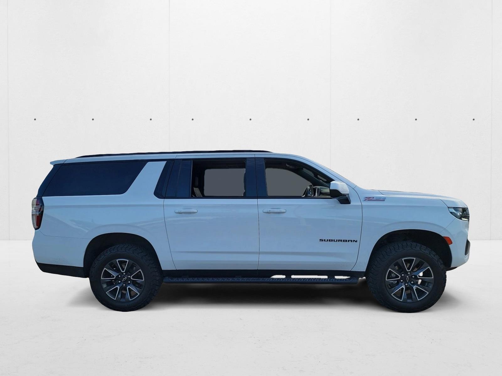 2021 Chevrolet Suburban Z71 photo 4