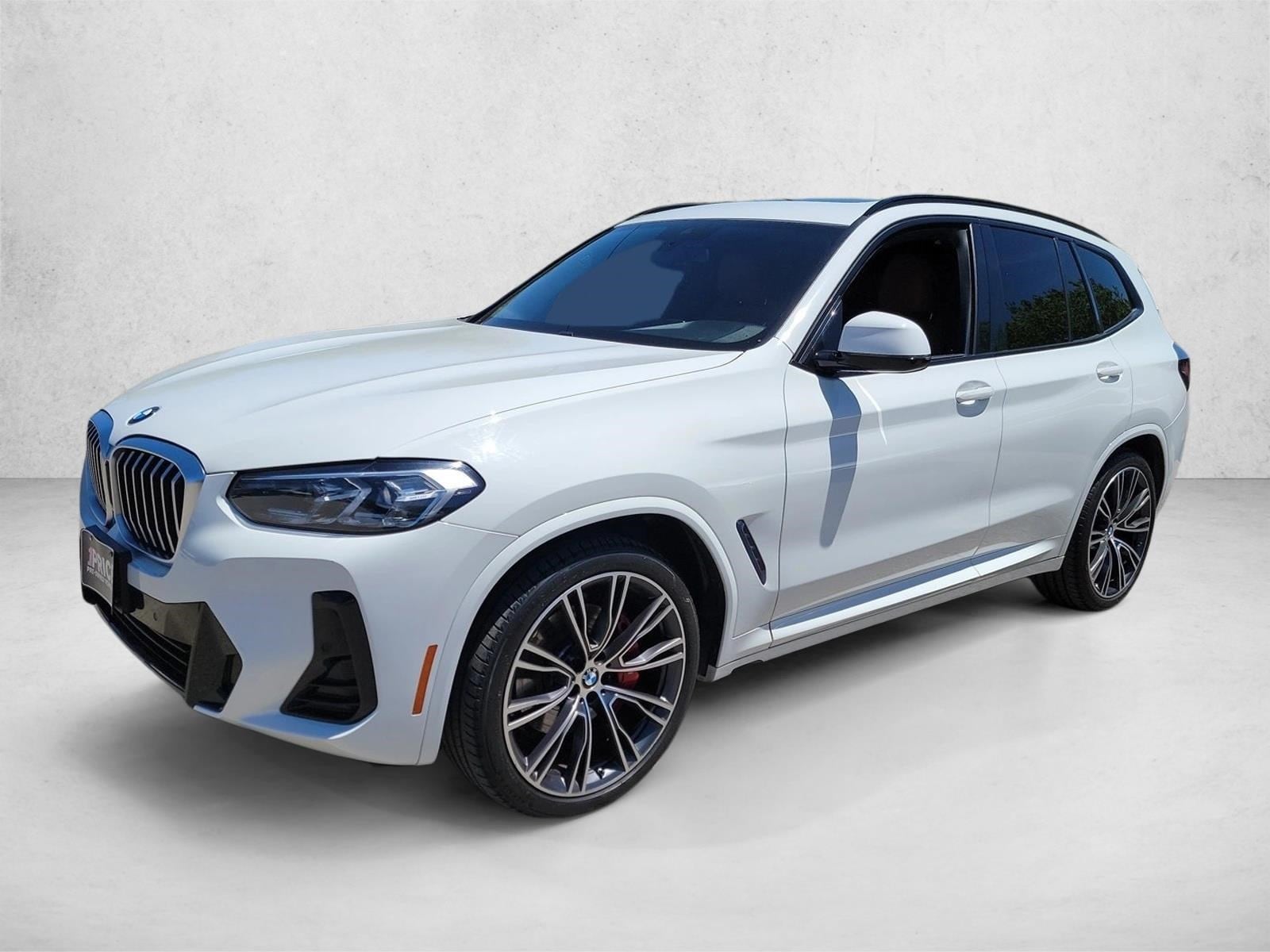 2022 BMW X3 sDrive30i's photo