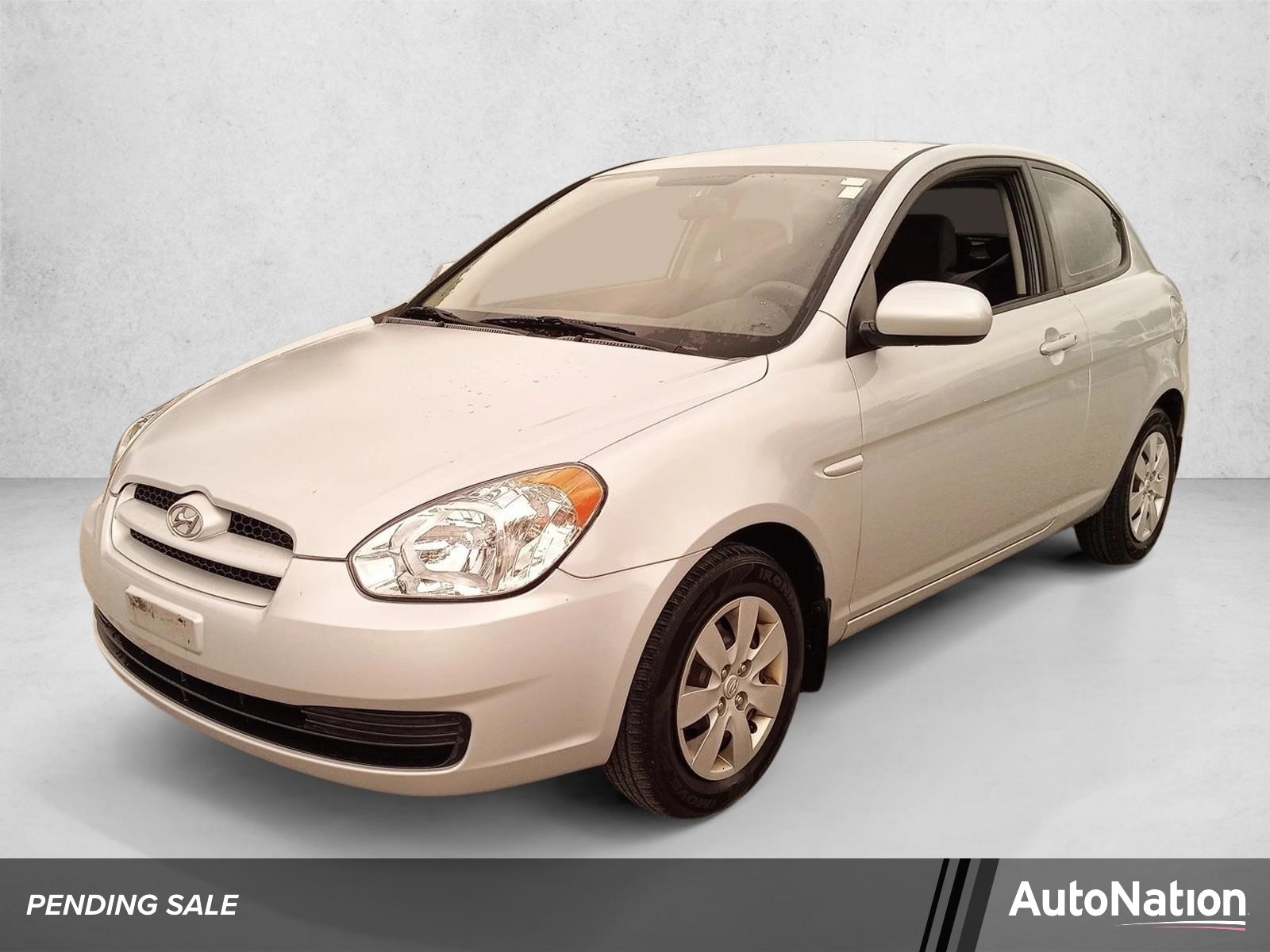 2010 Hyundai Accent GS 3-Door 4-Speed Automatic's photo