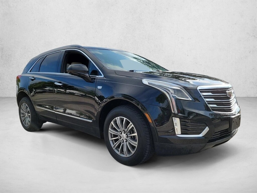 Used 2017 CADILLAC XT5 Luxury SUV