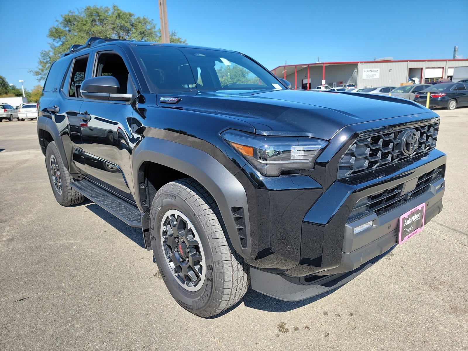 2025 Toyota 4Runner TRD Off-Road photo 3