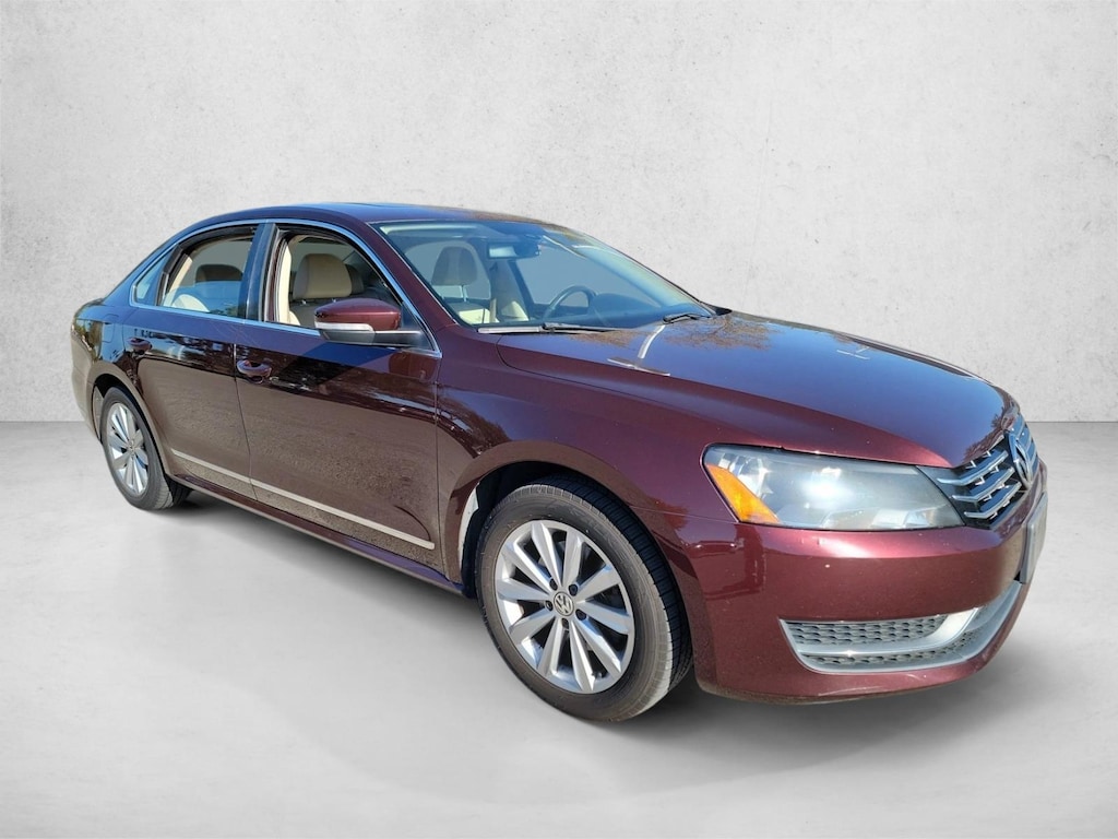 Used 2013 Volkswagen Passat 2.5L SEL Sedan