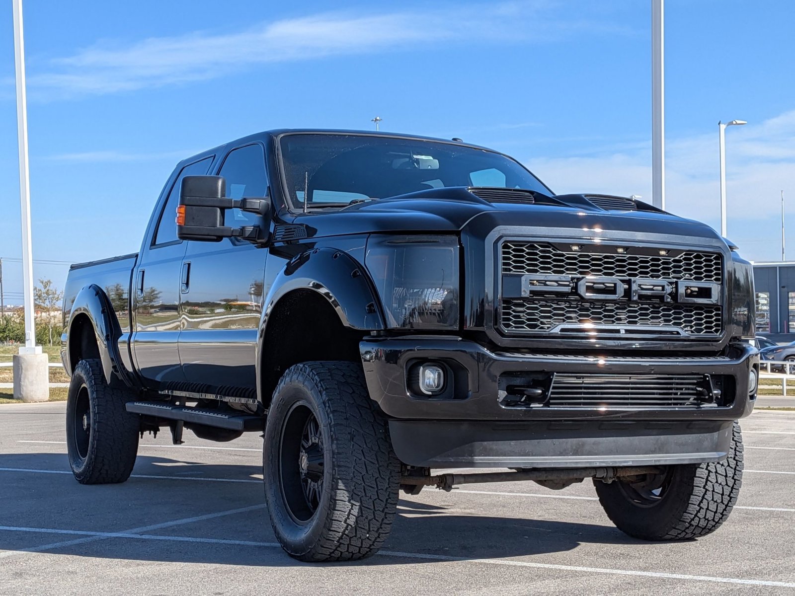 2015 Ford F-250 XLT photo 3