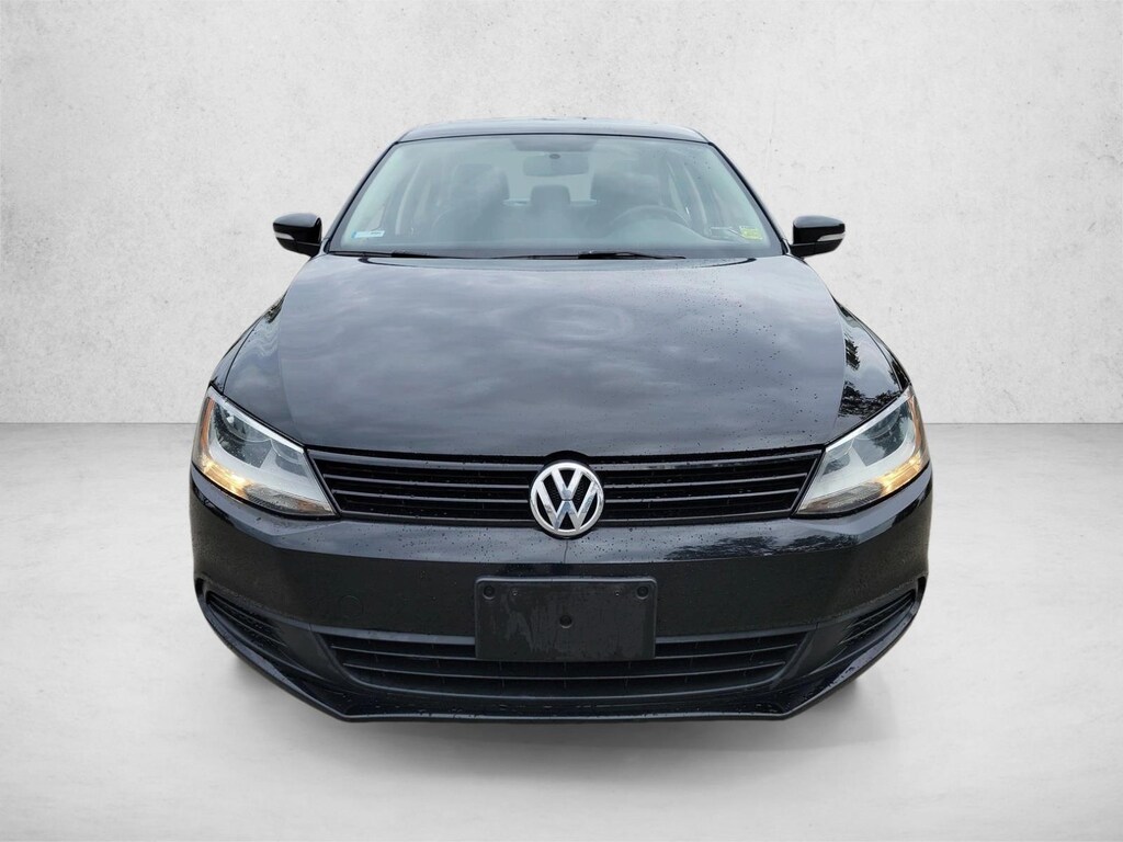 Used 2012 Volkswagen Jetta 2.5L SE w/PZEV Sedan